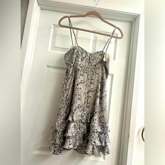 BARDOT snakeskin ruffle mini dress 8 - Picture 2 of 4